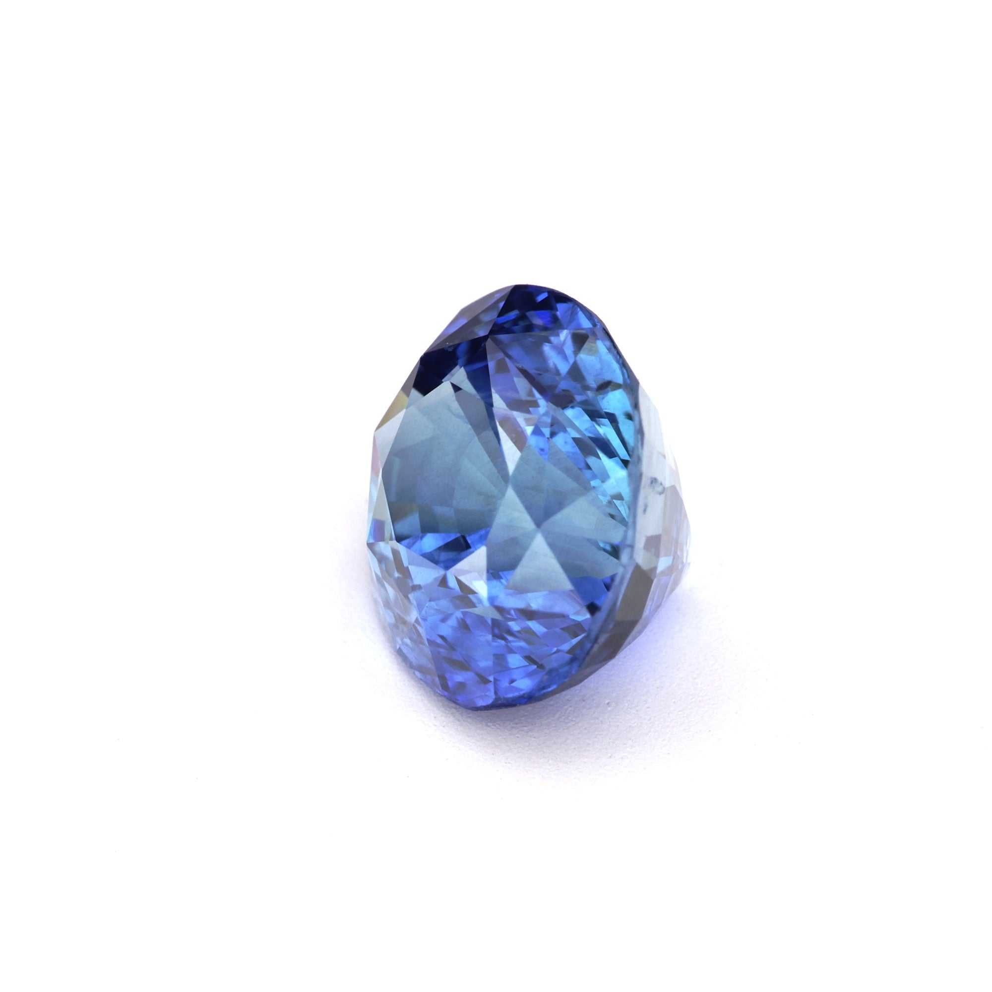 4.00 carat GIA certified blue sapphire gemstone with deep blue color and excellent clarity