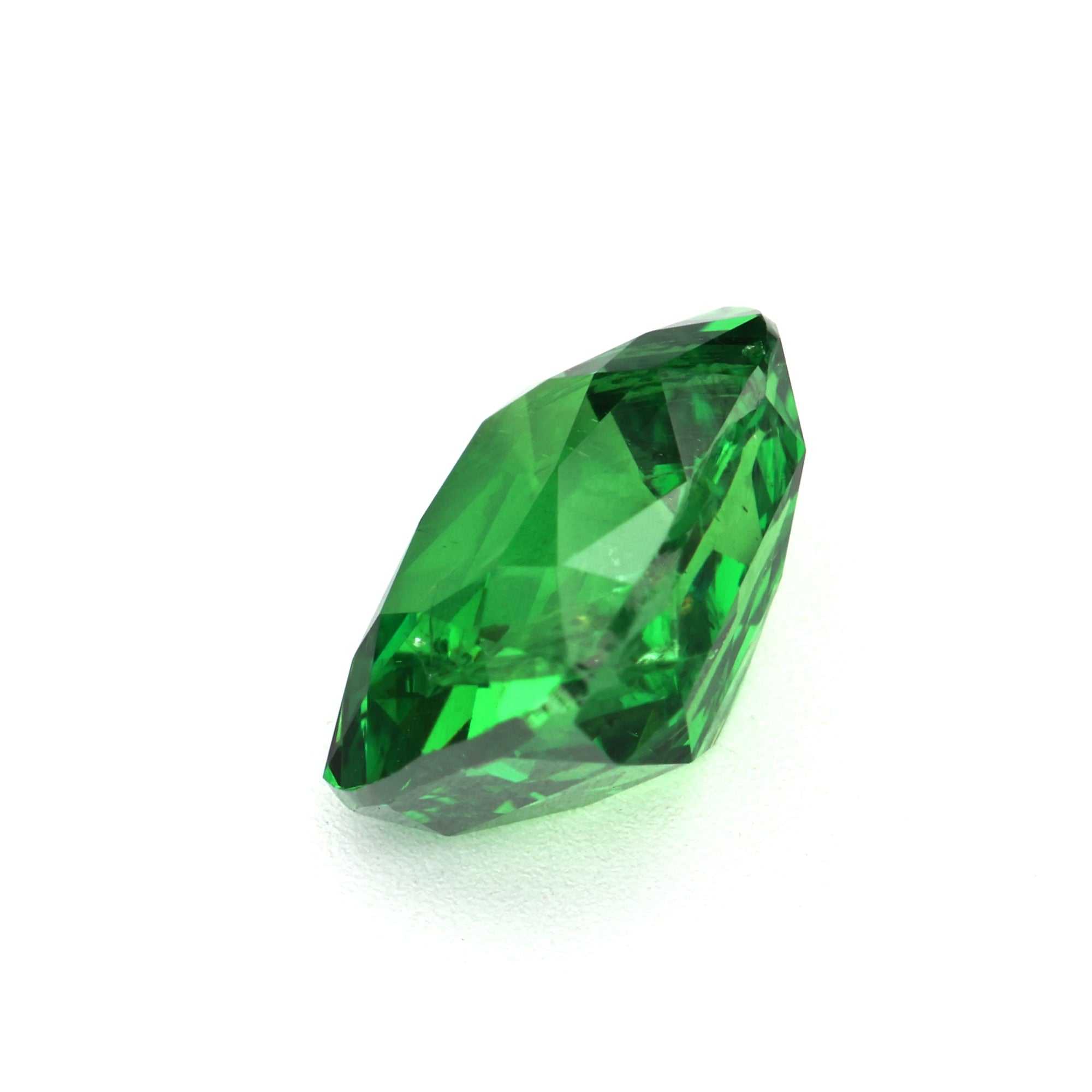 1.86 carat vibrant forest green tsavorite garnet gemstone with excellent clarity and brilliant sparkle