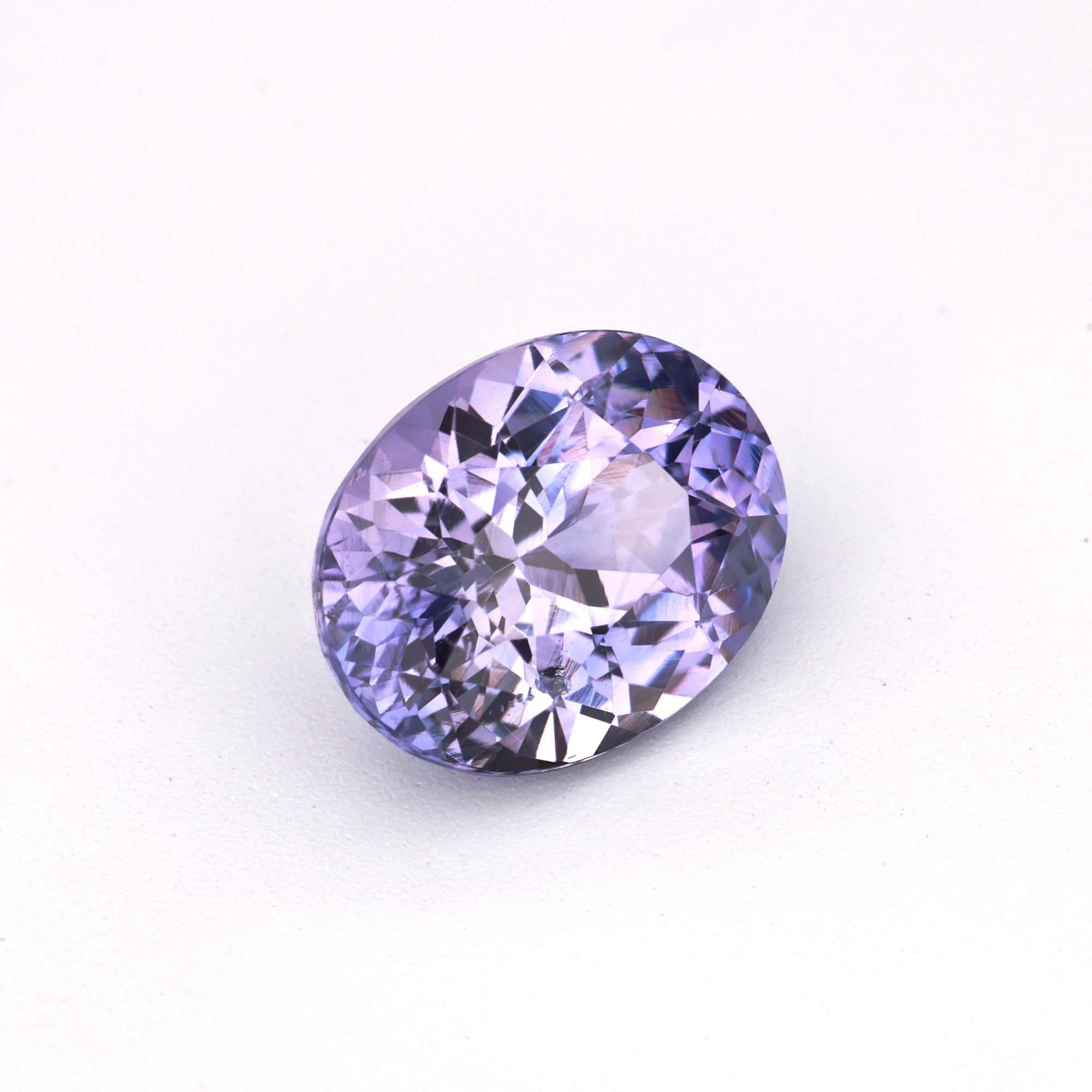 1.66 Ct untreated lavender sapphire oval cut gemstone with natural lavender color and high clarity