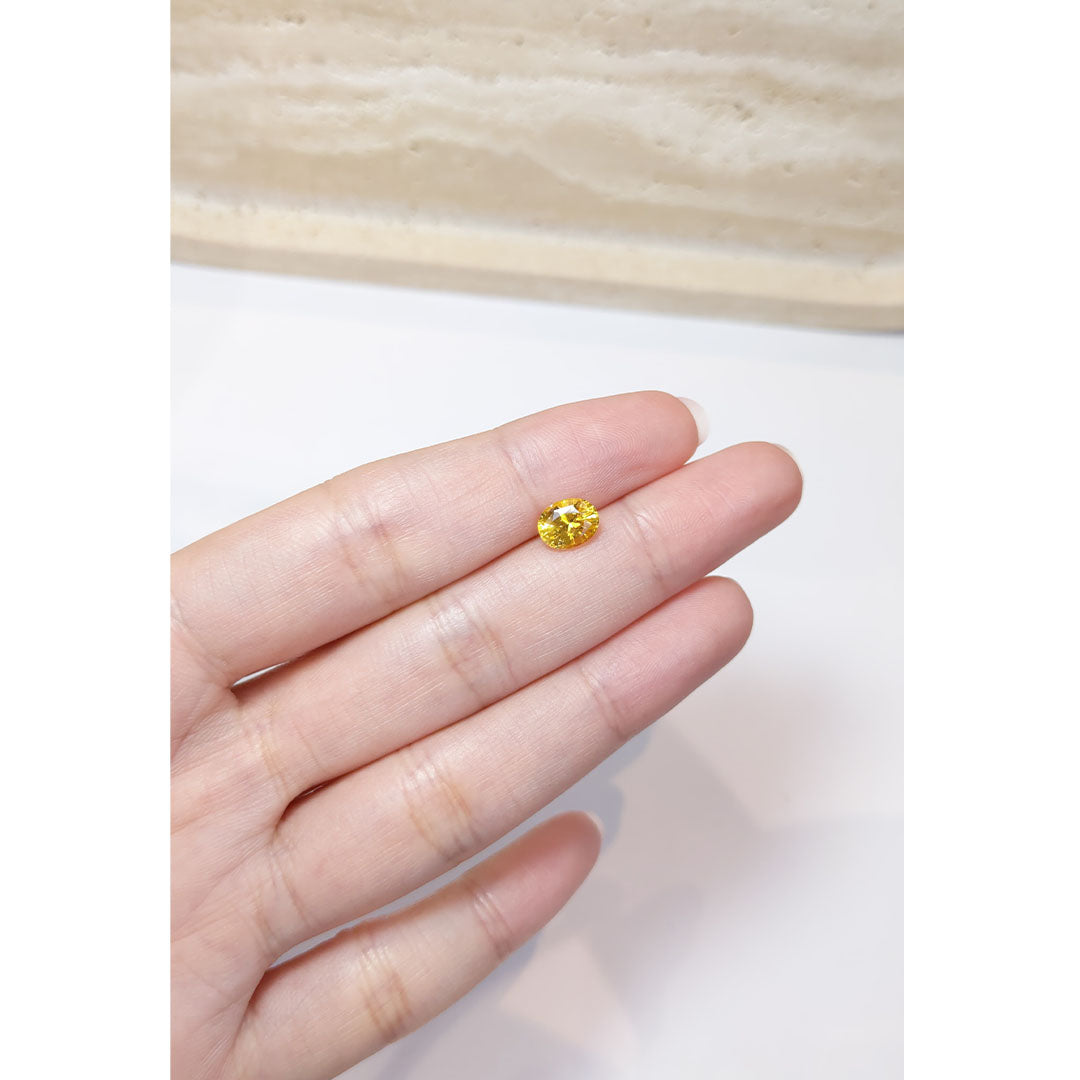 1.52 ct vivid Yellow Sapphire