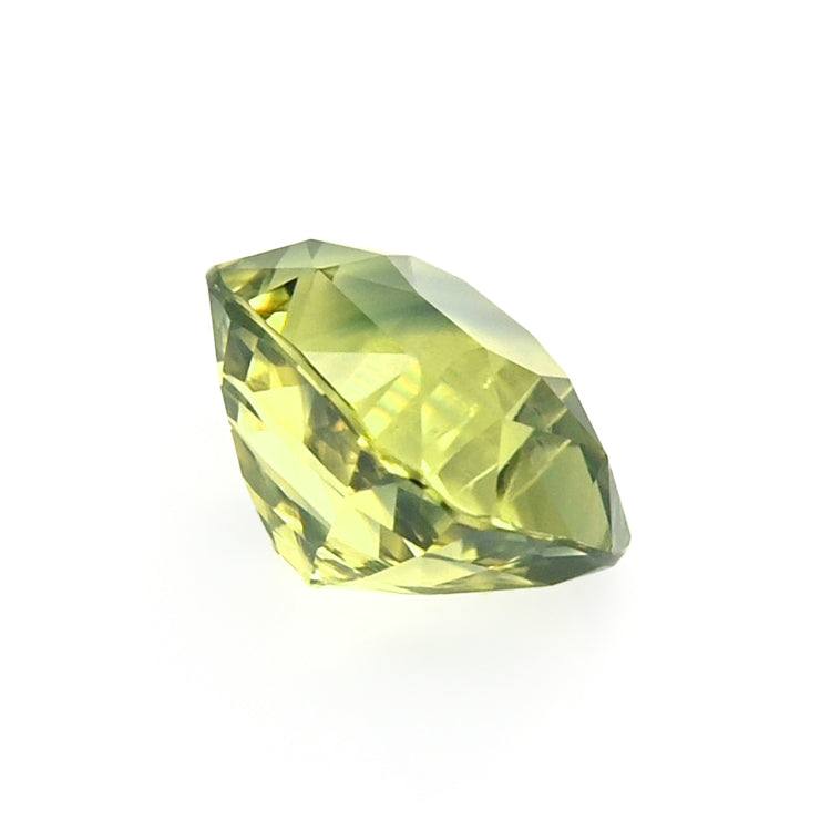 1.46 ct olive green sapphire gemstone from Sri Lanka with cushion cut and excellent clarity
