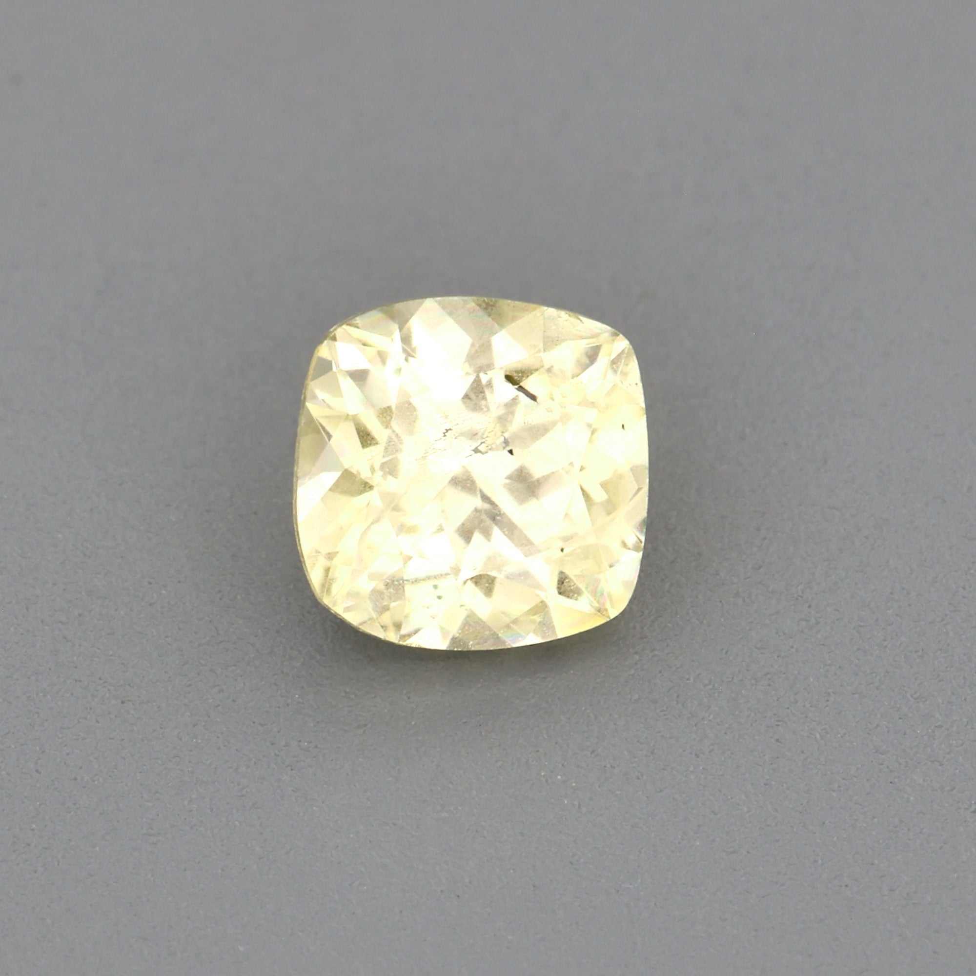 0.36 ct natural unheated yellow sapphire gemstone with golden hue and excellent clarity