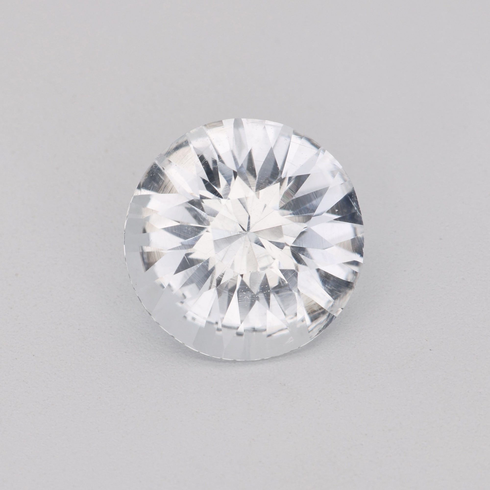 1.42 ct White Round Sapphire