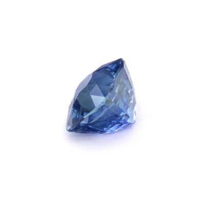 2.04 ct natural unheated cornflower blue sapphire gemstone with excellent clarity and brilliant cut