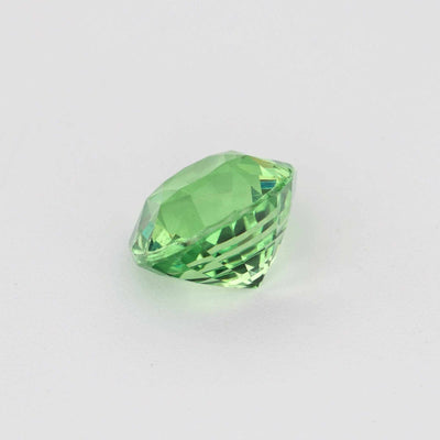 Brilliant 1.07 ct untreated tsavorite garnet with vibrant green color and excellent clarity