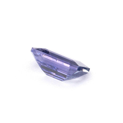 0.60 ct natural unheated purple sapphire gemstone with violet hues and excellent clarity