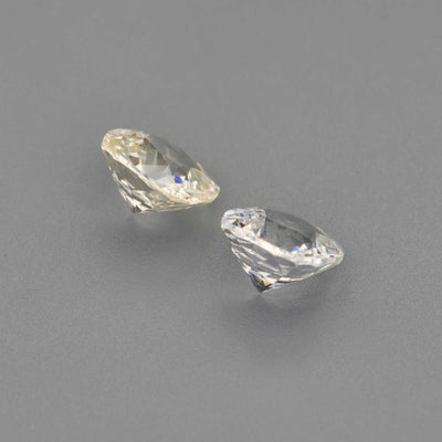 Pair of 0.93 ct White Sapphire Pair with excellent clarity and brilliance for custom jewelry designs