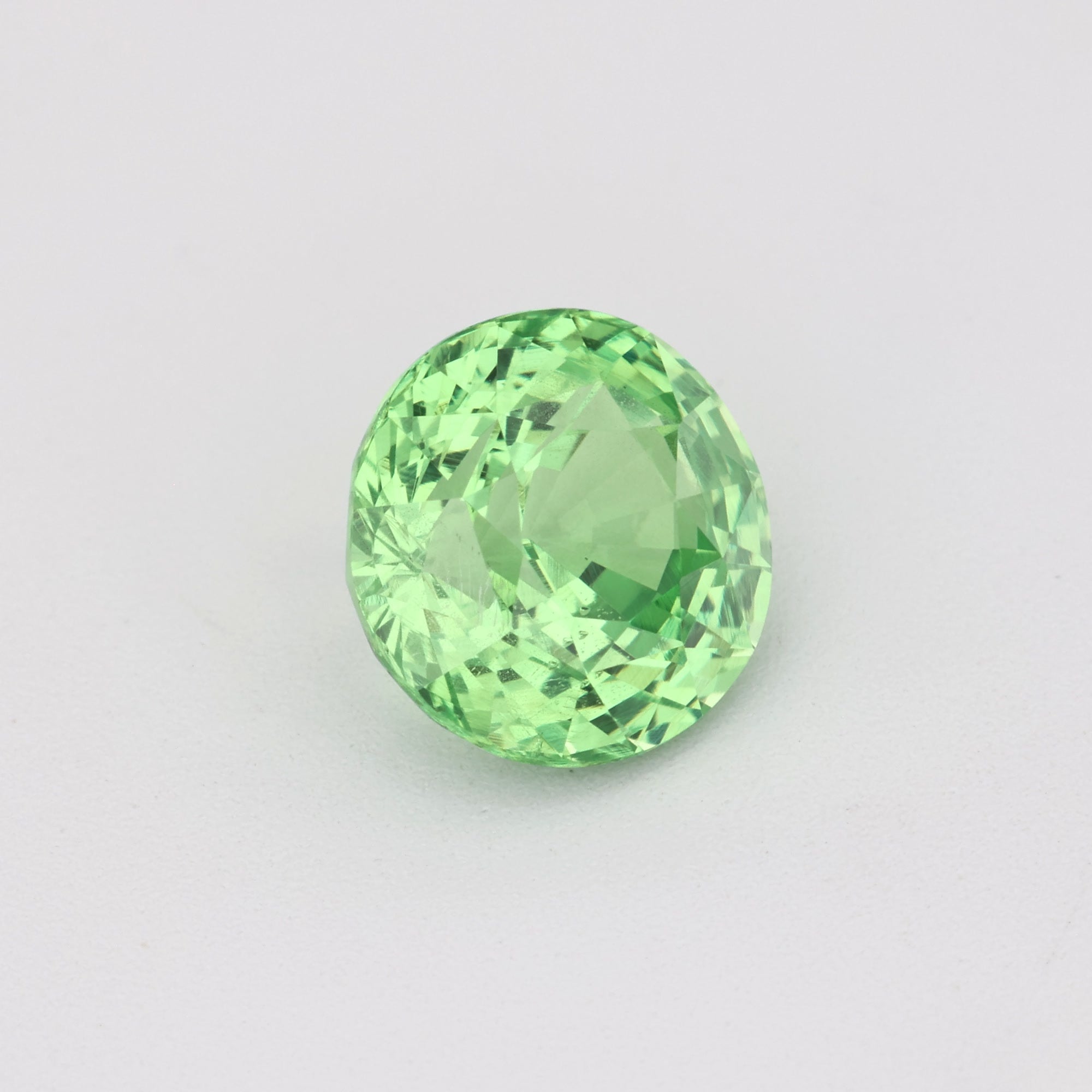 1.07 ct Tsavorite garnet