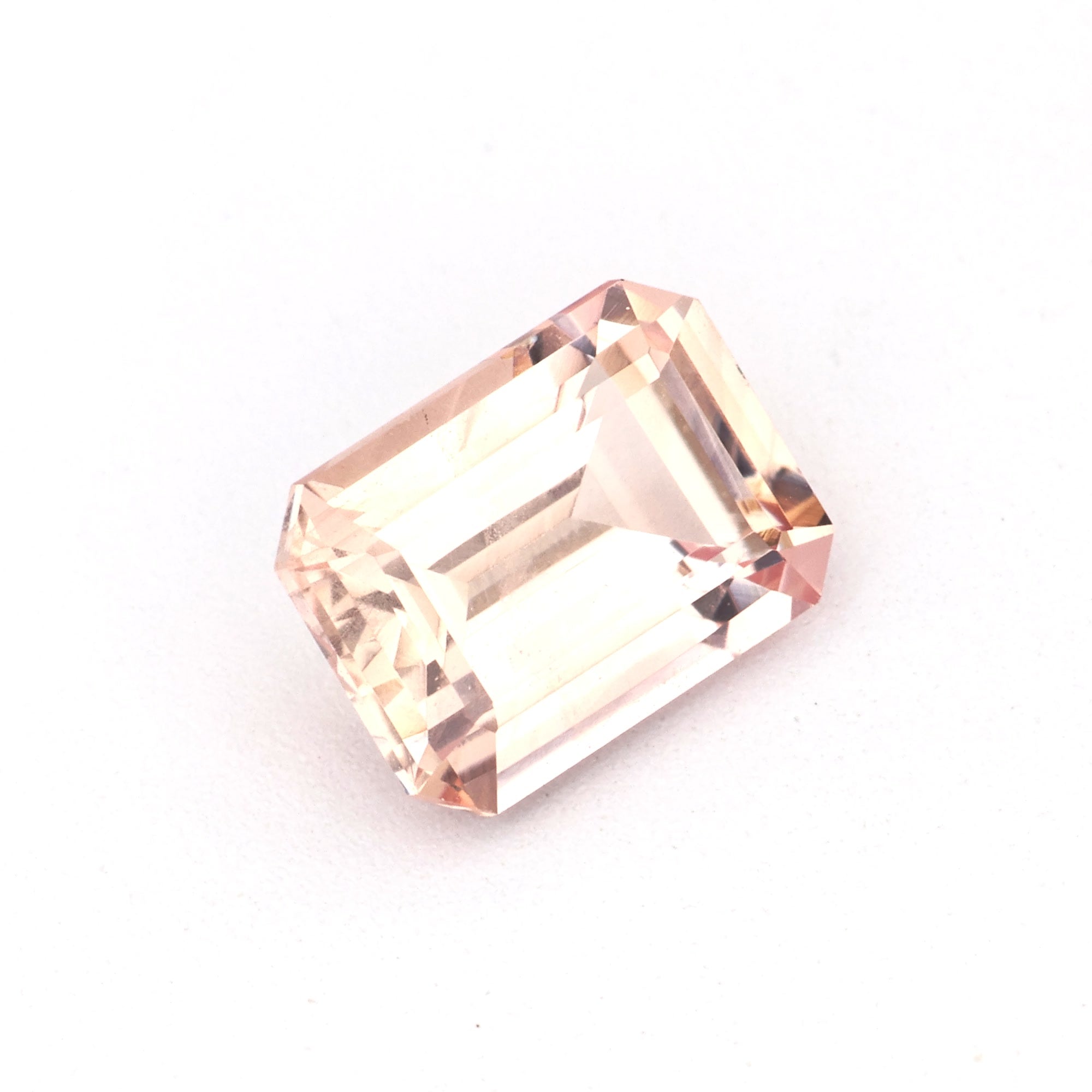 0.61 Ct Peach Sapphire ~ Unheated