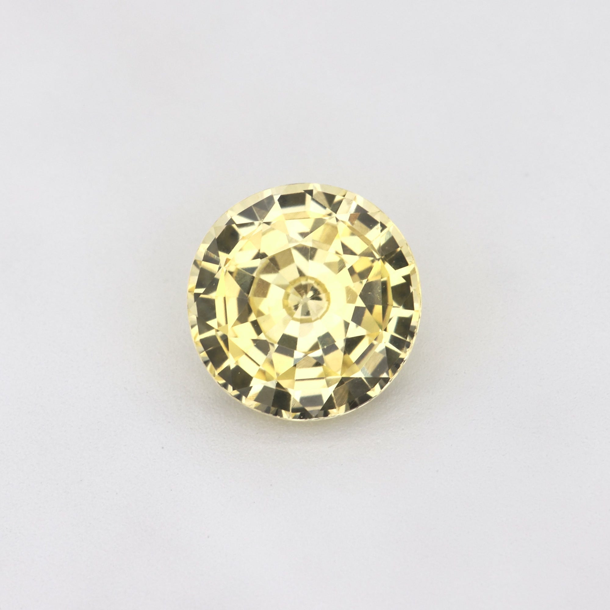 1.44 ct unheated yellow Ceylon sapphire, round cut, GIA certified
