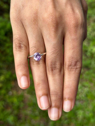 1.46 ct violet sapphire unheated natural gem from Sri Lanka with excellent clarity and brilliance