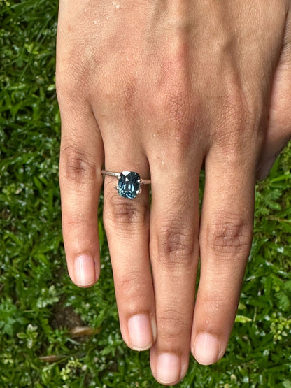 3.16 ct Teal Sapphire ~ unheated