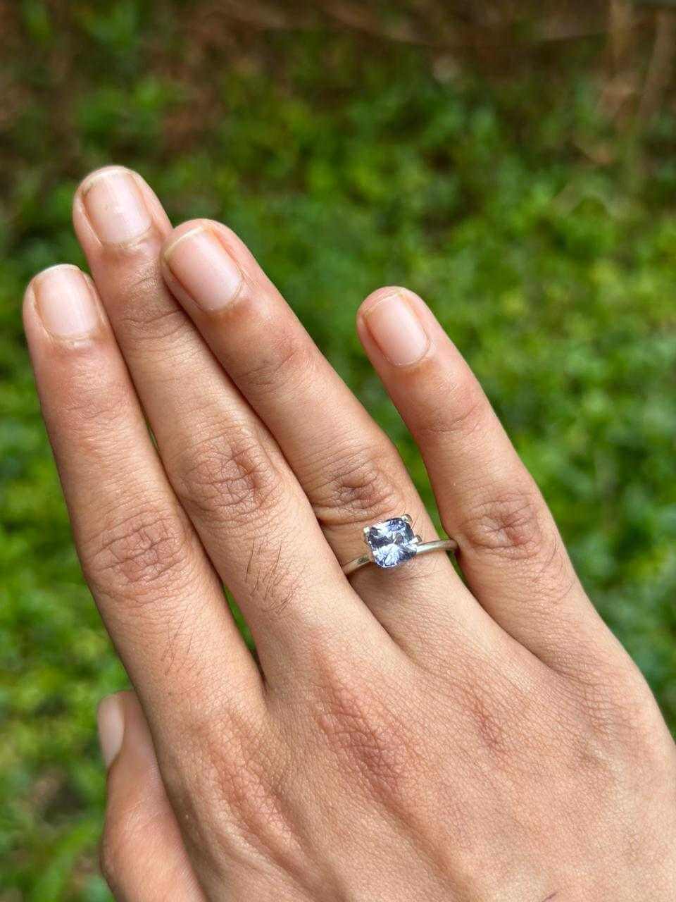 1.64 Ct Violet Sapphire gemstone with violet-gray color and brilliance