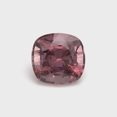 1.47 ct square cushion pinkish-brown sapphire video showing earthy color and brilliance