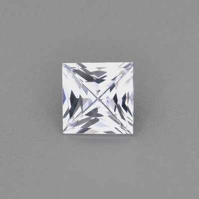 0.61 ct princess cut untreated white sapphire video showing brilliance and diamond-like sparkle