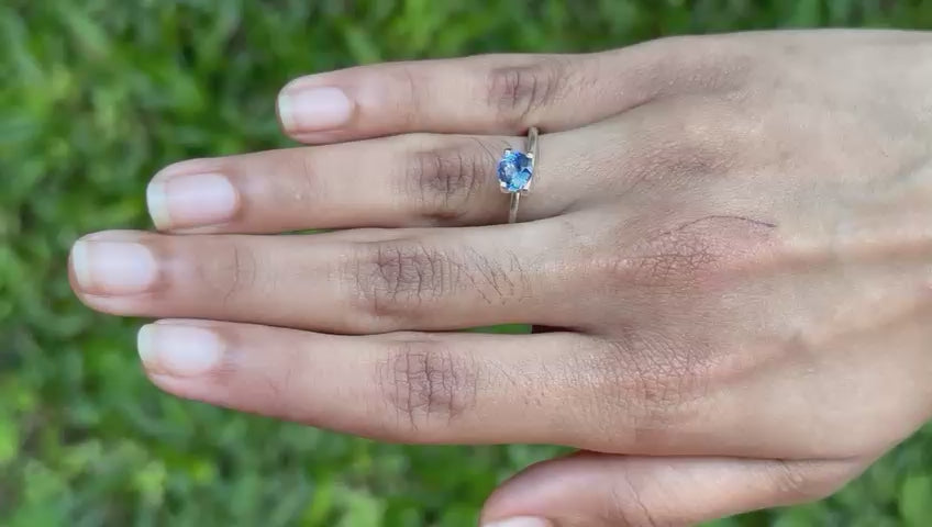 0.87 ct Round Blue Sapphire