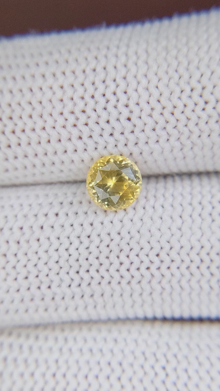 1.21 ct Yellow Sapphire ~ Untreated