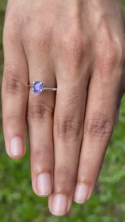 1.29 ct natural unheated violet sapphire video showing clarity under light