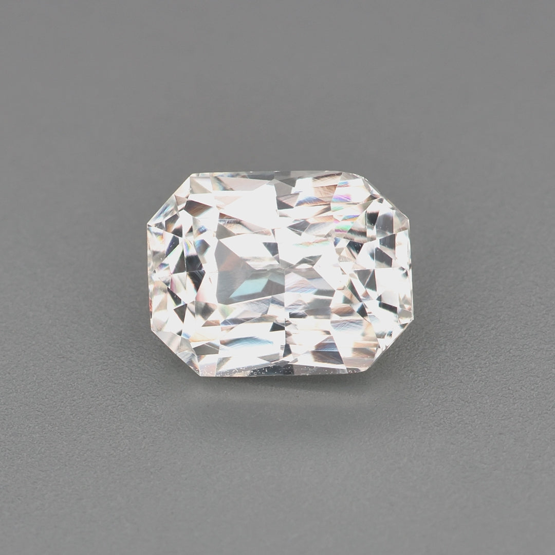 Load video: 1.13 ct White Sapphire ~ Untreated