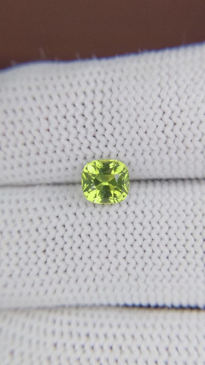 1.46 ct Olive Green Sapphire
