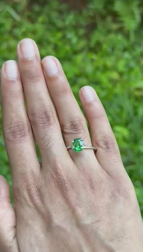1.85 ct Natural Tsavorite Garnet – Rectangular Cushion Cut | GIA Certified | Kenya