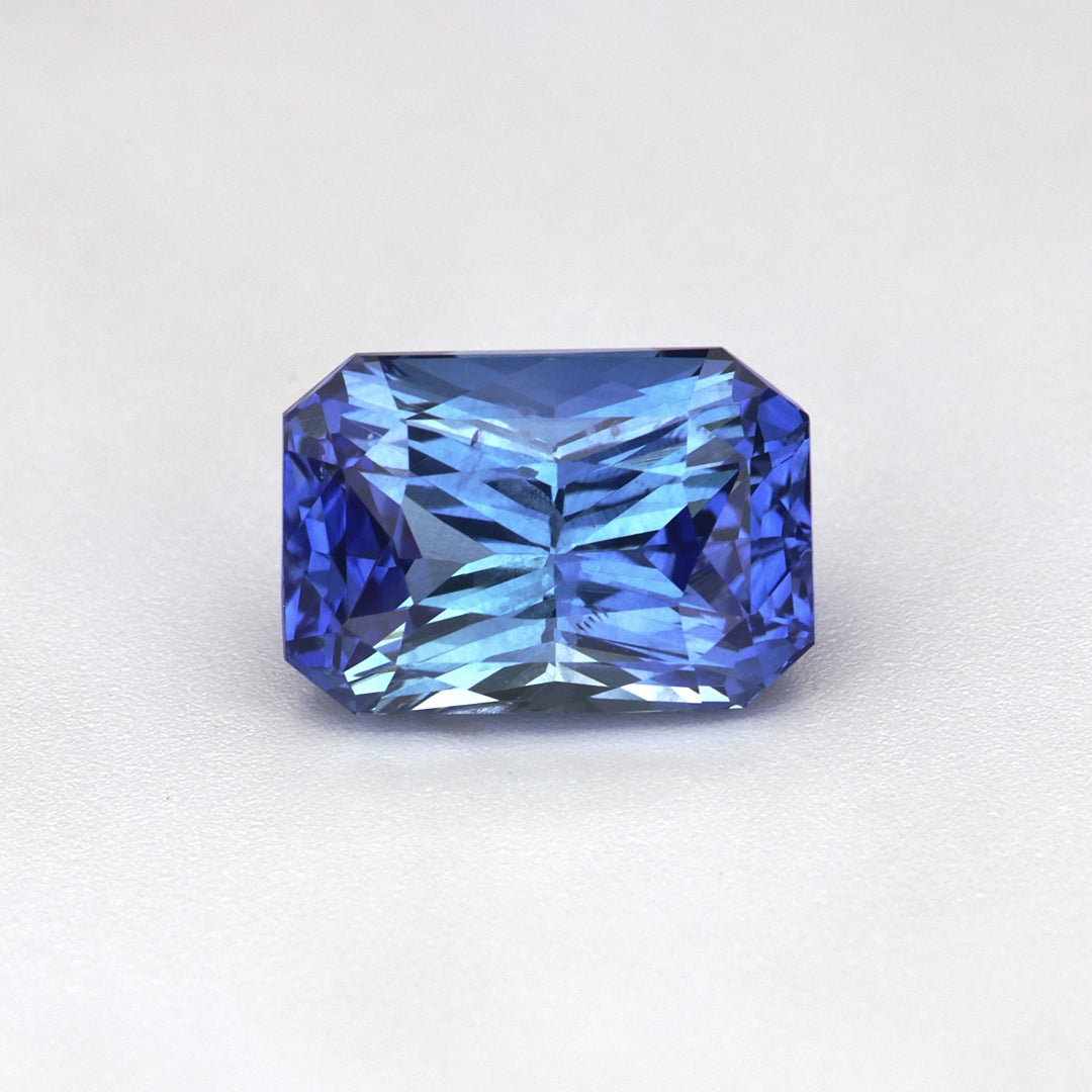 2.05 ct heated blue Ceylon sapphire, radiant cut, GIA certified, video showing color and brilliance
