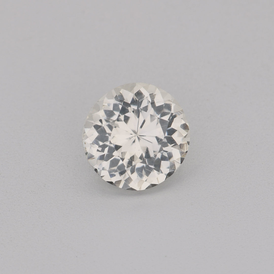 0.68 ct calibrated 5mm round white sapphire video showing brilliance and clarity
