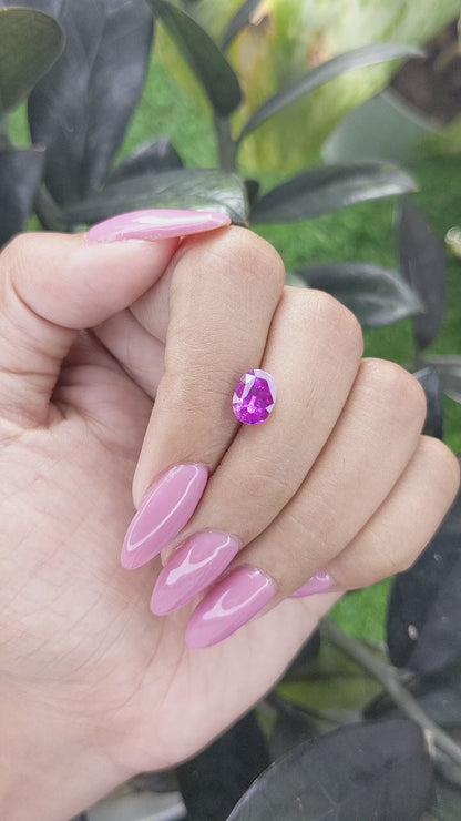1.97 ct Purplish pink Sapphire