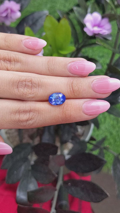 4.99 ct Unique Bi Color Blue Sapphire from Madagascar