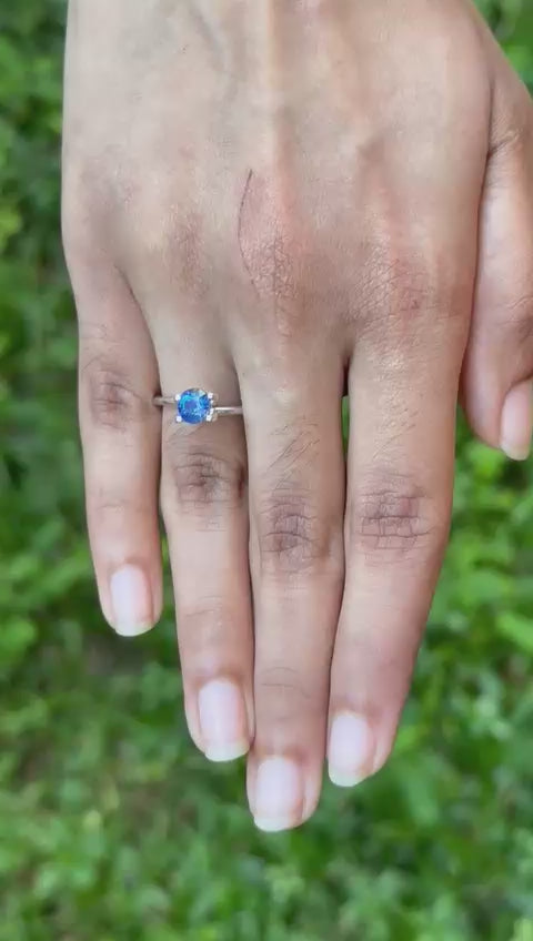 1.10 ct Blue Sapphire