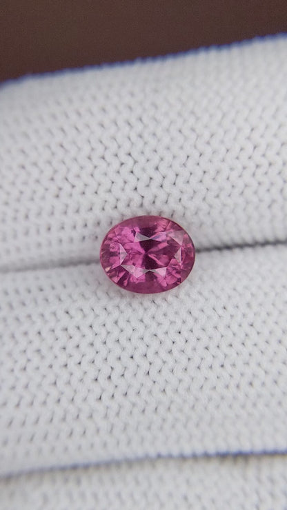 2.20 ct Pink Sapphire