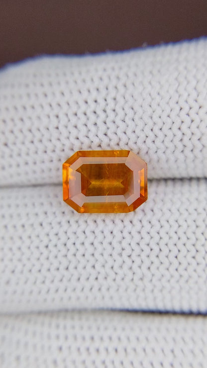4.21 ct Orange Sapphire ~ GIA
