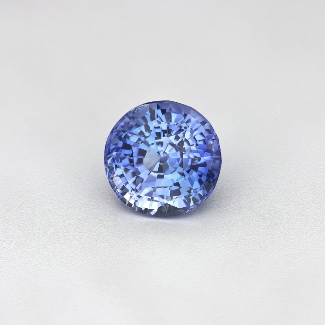 1.75 ct heated blue Ceylon sapphire, round cut, GIA certified, video showing color and brilliance