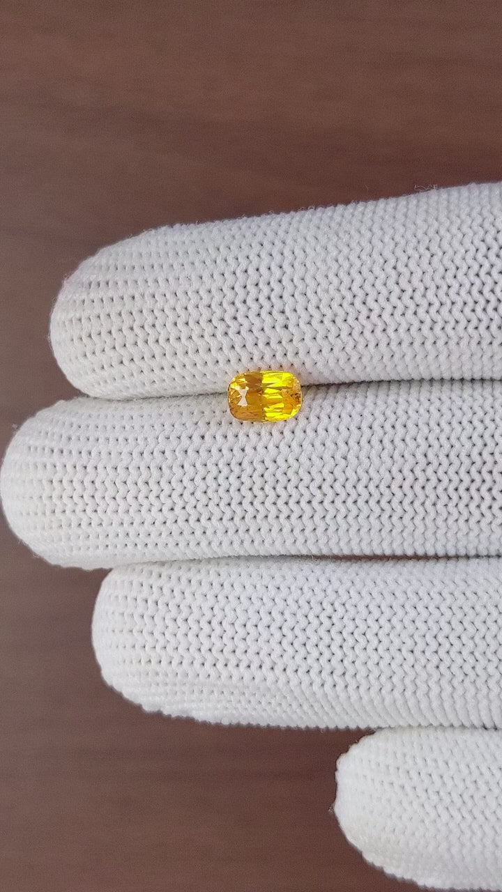 1.31 ct Golden Yellow Sapphire